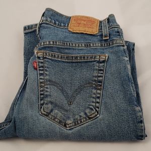 Levi's 550 classic relaxed boot cut size 8 M